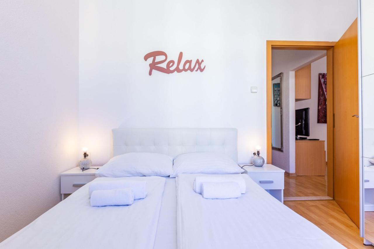 Vale Apartment With Balcony Zadar Buitenkant foto